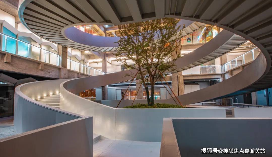 型价格地址楼盘详情配套-售楼处 电话交房时间配套 电话交房时间瓦力棋牌缦云上海(售楼处) - 缦云上海-销售中心 - 环境户(图4)